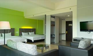 Marvelux Hotel