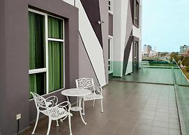 Marvelux Hotel