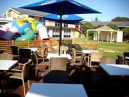 Christies Beach Hotel