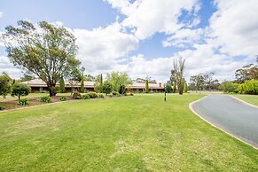 Sportslander Motor Inn
