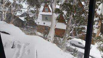 Aneeki Ski Lodge