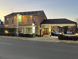 Cedar Lodge Motel
