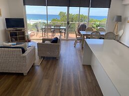 Aqua Promenade Beachfront Apartments