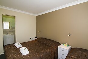 Green Gables Motel