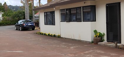 Cypress Court Motel
