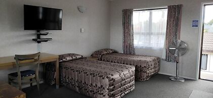 Cypress Court Motel