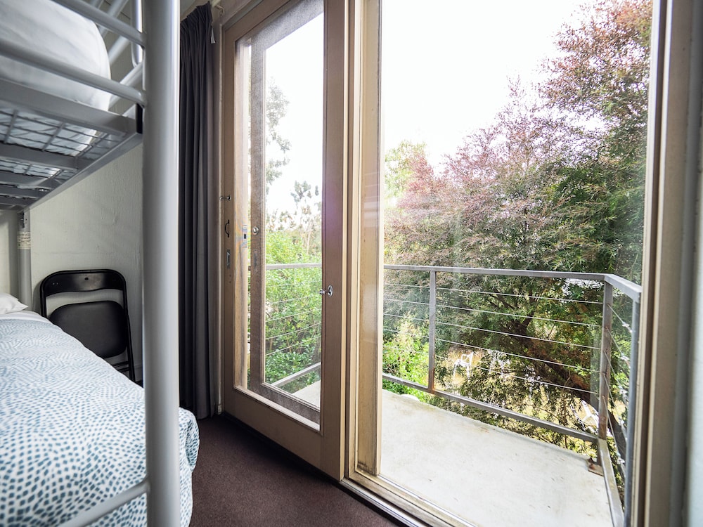 YHA Apollo Bay Eco