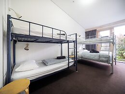 YHA Apollo Bay Eco