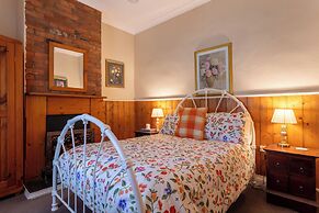 Arendon Cottage