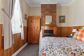 Arendon Cottage