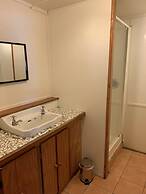 Te Nikau Retreat - Hostel