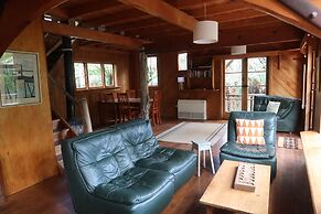 Te Nikau Retreat - Hostel
