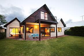 Whalers Cove Villas