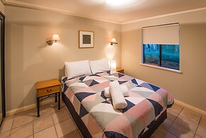 Whalers Cove Villas