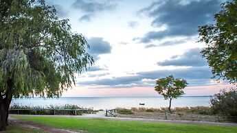Whalers Cove Villas