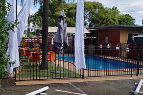 Motel Oasis