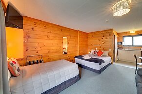 Wellington TOP 10 Holiday Park