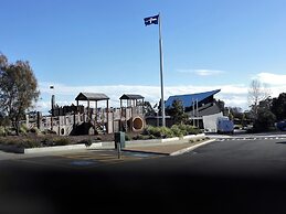 Eureka Lodge Motel