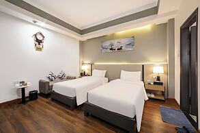 A25 Premium Hotel - 12 Pho Hue