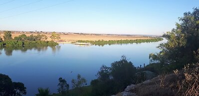 Motel River Bend