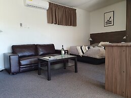 Motel River Bend