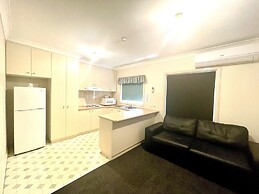 Golfview Motor Inn