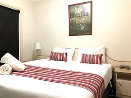 Golfview Motor Inn