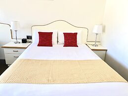 Golfview Motor Inn