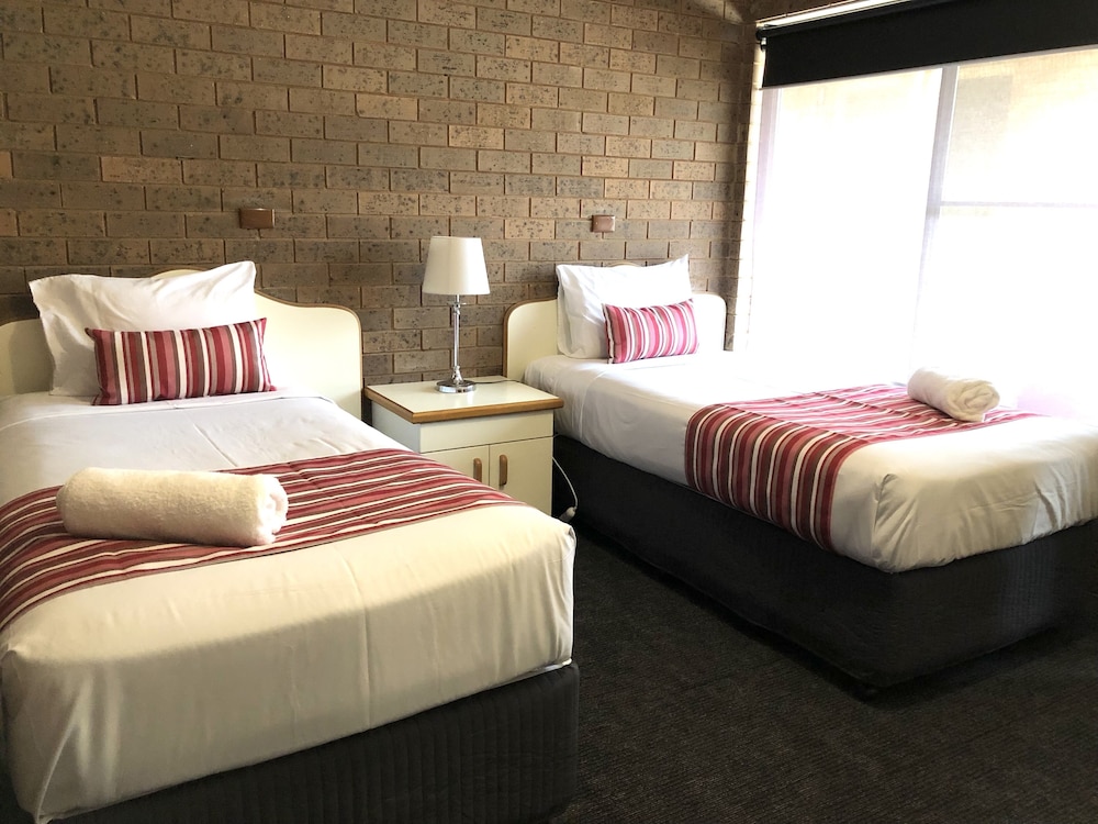 Golfview Motor Inn