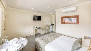 Saltbush Motor Inn