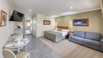Saltbush Motor Inn