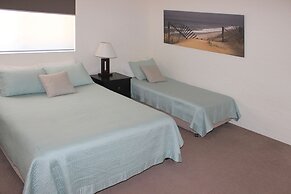 Mollymook Cove Apartments