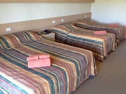 Tenterfield Golf Club Fairways Lodge