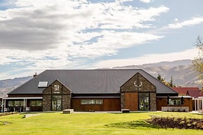Harvest Hotel