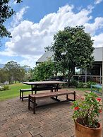 Elfin Hill Country Accommodation