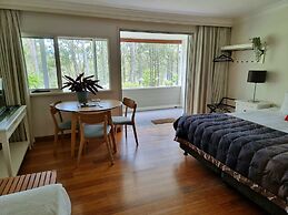 Elfin Hill Country Accommodation