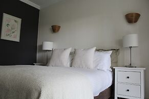 Elfin Hill Country Accommodation