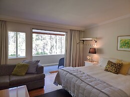 Elfin Hill Country Accommodation