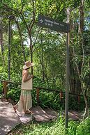 The Lookout Resort
