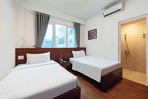 A25 Hotel - Doi Can 2