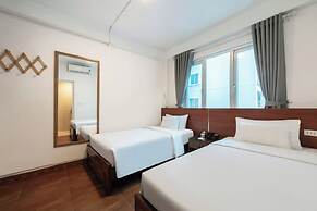 A25 Hotel - Doi Can 2