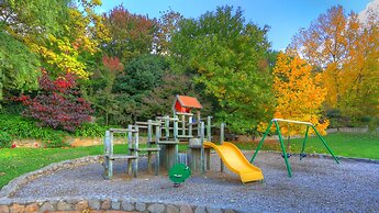 Chestnut Tree Holiday Apartments