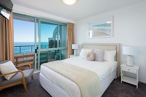 The Waterford on Main Beach