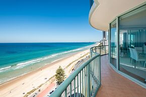 The Waterford on Main Beach