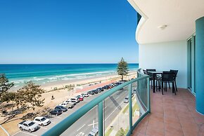 The Waterford on Main Beach