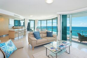 The Waterford on Main Beach