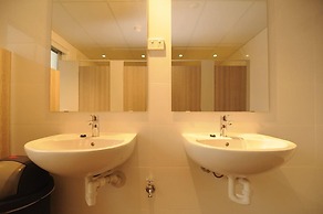 Kangaroo Inn - Hostel
