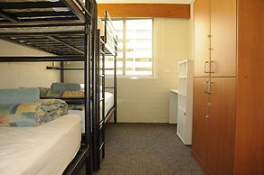 Kangaroo Inn - Hostel