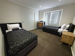Motel24seven