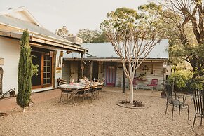 Corynnia Station